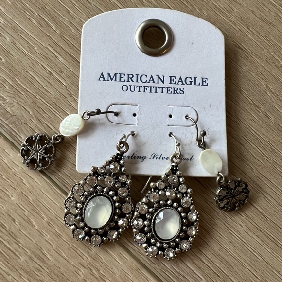 🛍️ AE Chandelier Earrings - Picture 1 of 2